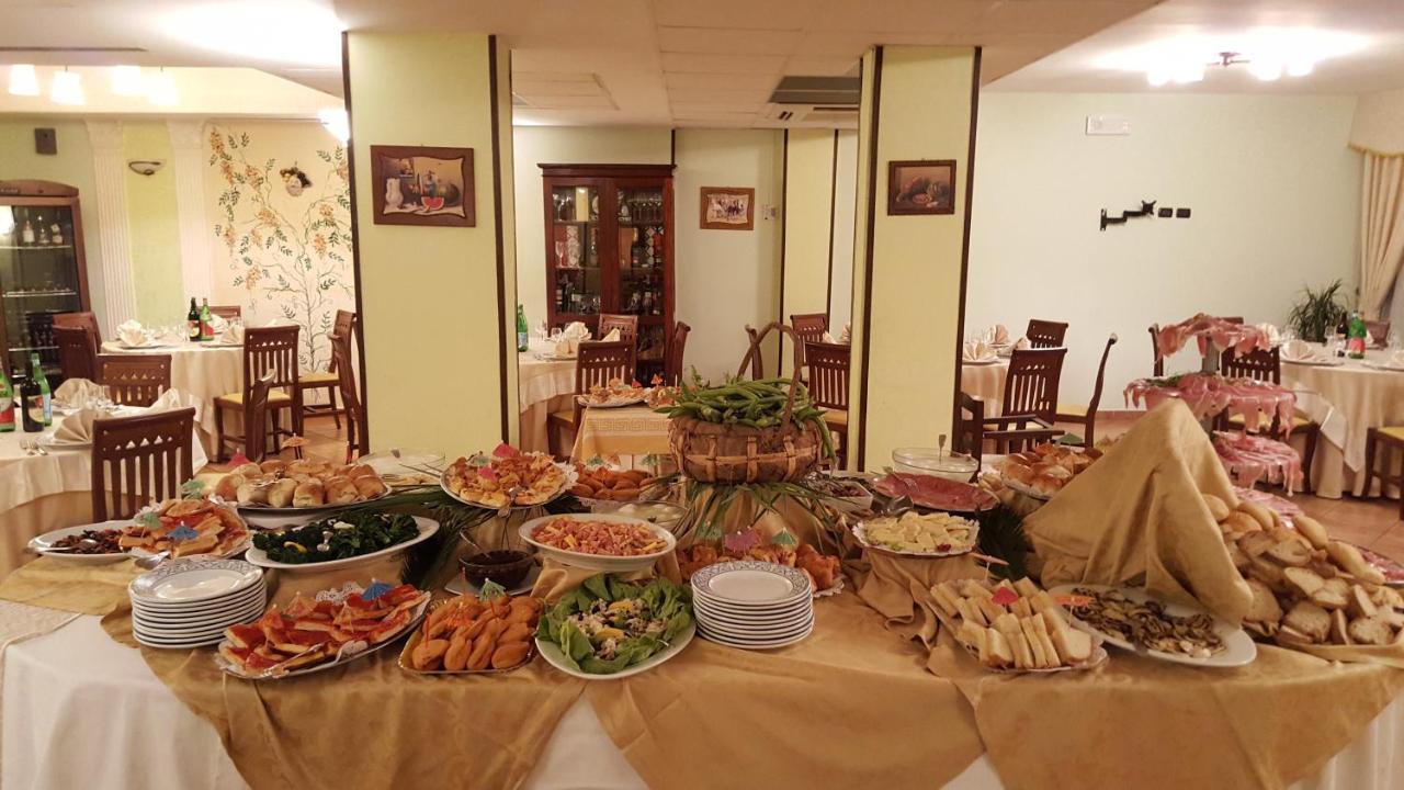 Venus Park Hotel Кастел Волтурно Екстериор снимка
