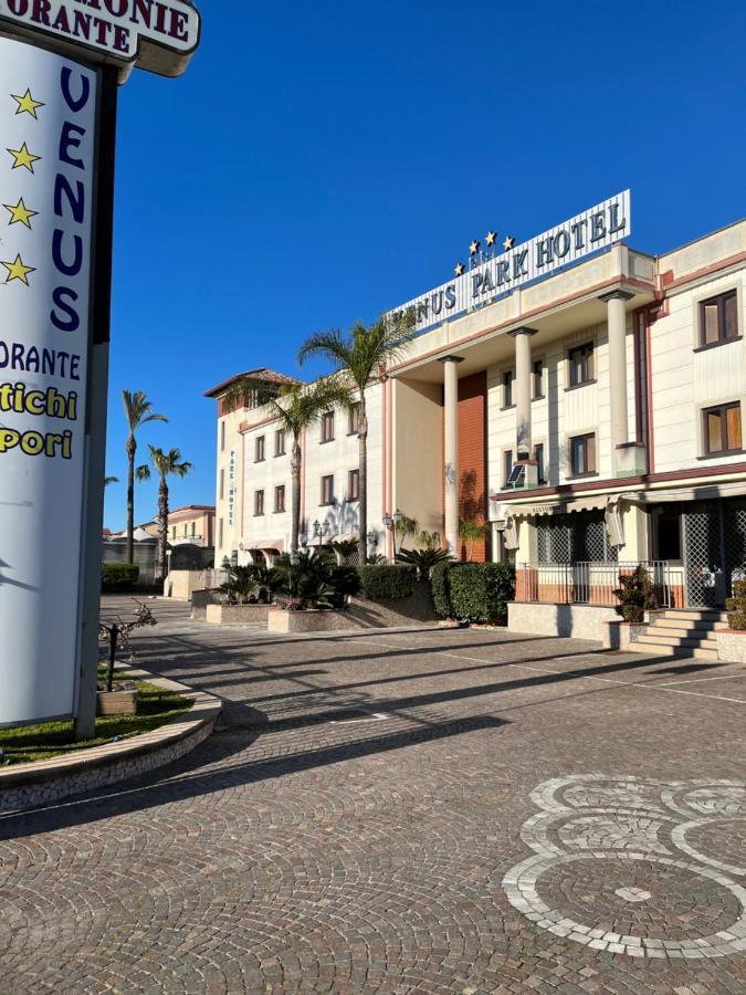Venus Park Hotel Кастел Волтурно Екстериор снимка
