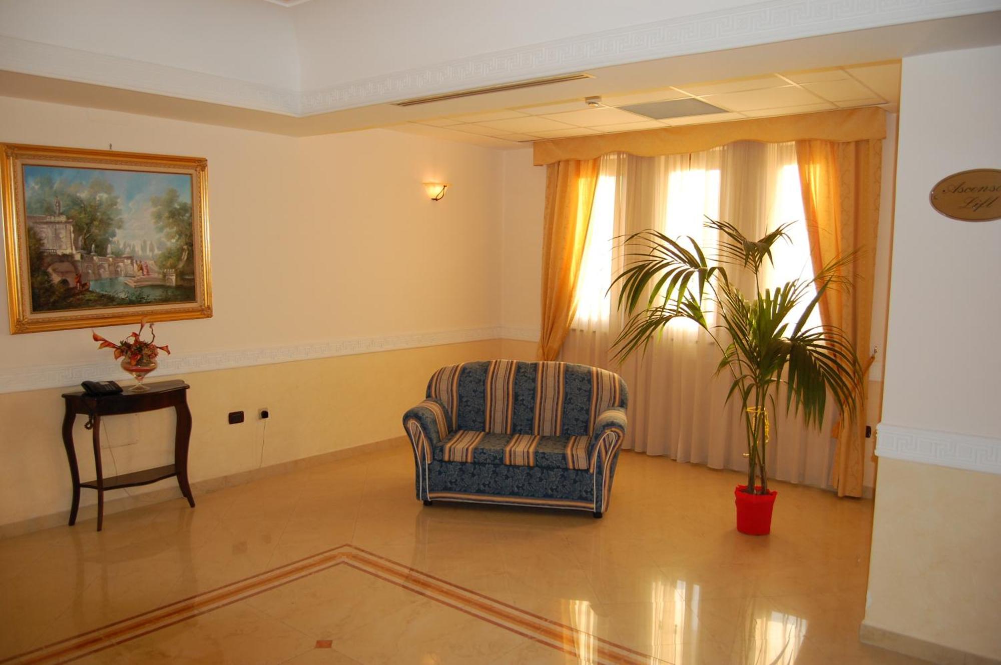 Venus Park Hotel Кастел Волтурно Екстериор снимка