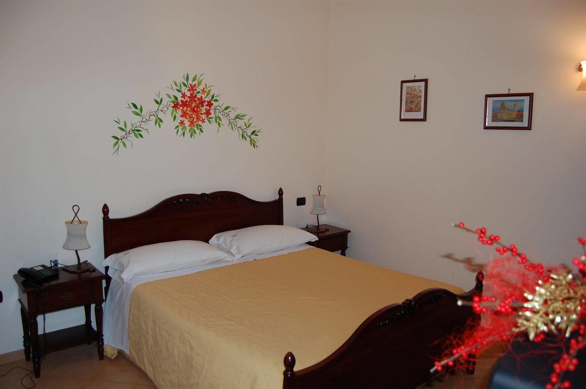 Venus Park Hotel Кастел Волтурно Екстериор снимка