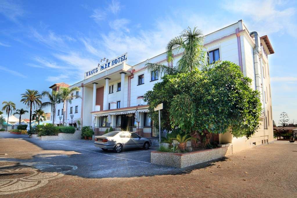 Venus Park Hotel Кастел Волтурно Екстериор снимка